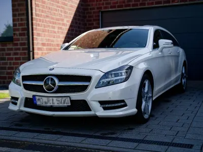 Używany Mercedes CLS500 Shooting Brake 408 KM (300 kW) 2013 Biały Kombi