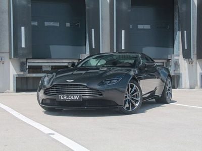Aston Martin DB11