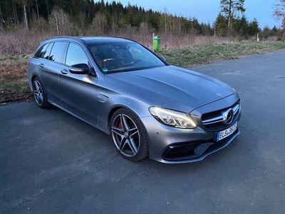 gebraucht Mercedes C63 AMG AMG *Mattgrau*