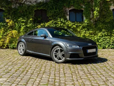 Gebraucht Audi TT S-Line 184 PS (135 kW) 2015 Grau Coupé
