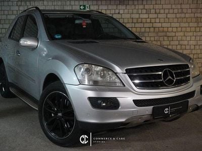 Gebraucht Mercedes ML320 224 PS (164 kW) 2006 Silber SUV