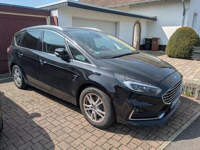 Usata Ford S-MAX Titanium 150 CV (110 kW) 2020 Nero Monovolume