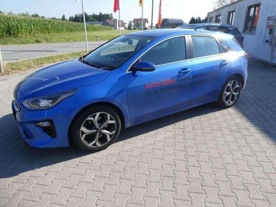 Gebraucht Kia Ceed Spirit 140 PS (102 kW) 2021 Blau Kleinwagen