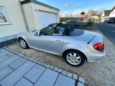 Gebraucht Mercedes SLK200 184 PS (135 kW) 2009 Silber Cabrio