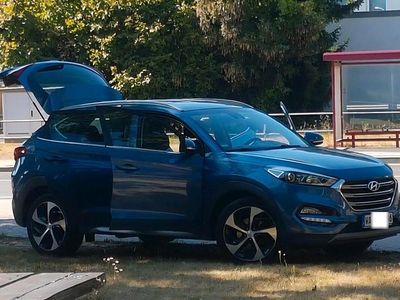 Gebraucht Hyundai Tucson 141 PS (103 kW) 2017 Blau SUV
