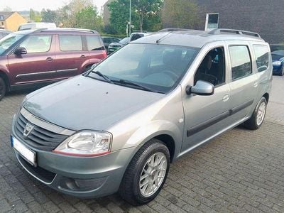 Second-hand Dacia Logan 105 CP (77 kW) 2012 Gri Break
