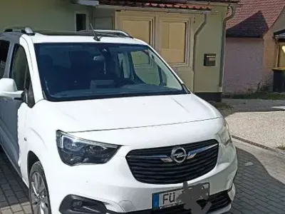 Gebraucht Opel Combo Life Edition 110 PS (80 kW) 2019 Weiß Van / Kleinbus