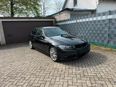 Gebraucht BMW 325 M Sport 197 PS (144 kW) 2008 Schwarz Limousine