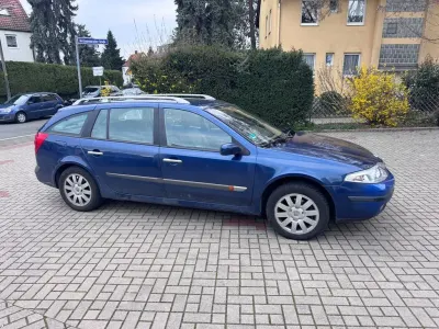Gebraucht Renault Laguna GrandTour Dynamique 163 PS (119 kW) 2003 Grau Kombi