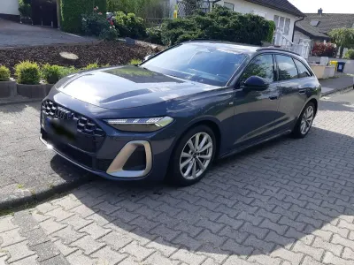 Gebraucht Audi A5 Ambiente 204 PS (150 kW) 2025 Grau Kombi