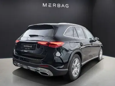 Gebraucht Mercedes GLC200 163 PS (119 kW) 2025 Unilack schwarz SUV