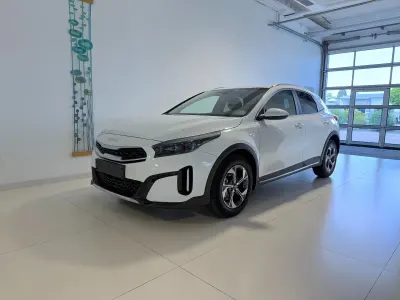 Neu Kia XCeed City 150 PS (110 kW) 2026 Deluxe white SUV