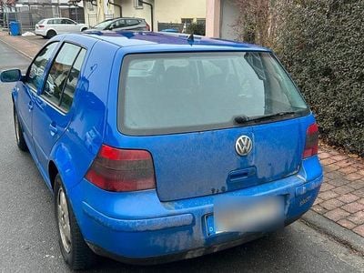 Gebraucht VW Golf IV 100 PS (73 kW) 2001 Blau Kleinwagen