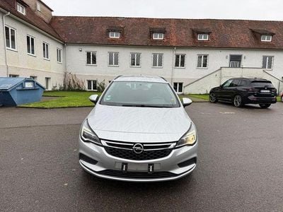 Silber Gebraucht 2019 Opel Astra Edition Kombi | 5.300 € (Guter Preis)