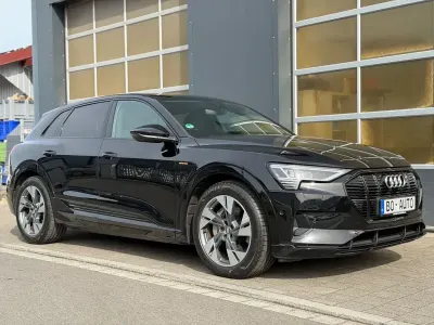 Gebraucht Audi e-tron S-Line 300 kW (408 PS) 2019 Brillantschwarz SUV