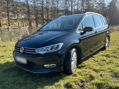 Gebraucht VW Touran Highline 150 PS (110 kW) 2015 Schwarz Van / Kleinbus