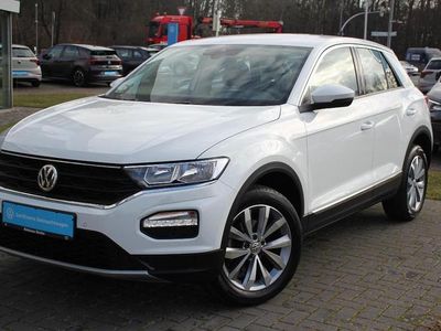 Second-hand VW T-Roc Style 150 CP (110 kW) 2019 Alb SUV