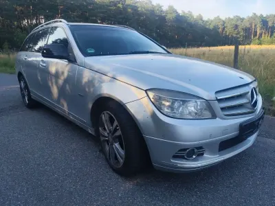 Gebraucht Mercedes C220 Avantgarde 170 PS (125 kW) 2007 Silber Kombi