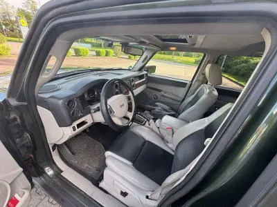 Gebraucht Jeep Commander Overland 218 PS (160 kW) 2009 Grün SUV