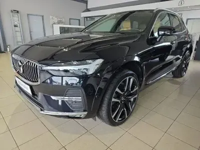 Gebraucht Volvo XC60 Inscription 197 PS (144 kW) 2022 Onyx black SUV