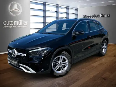 Usata Mercedes GLA200 Avantgarde 163 CV (119 kW) 2025 Nero SUV