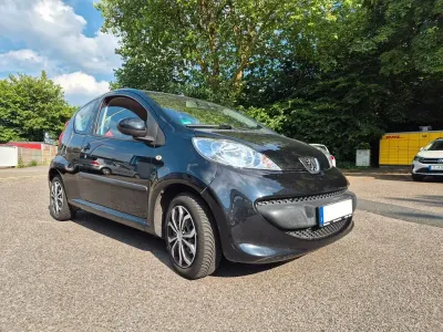 Gebraucht Peugeot 107 68 PS (50 kW) 2007 Schwarz Kleinwagen
