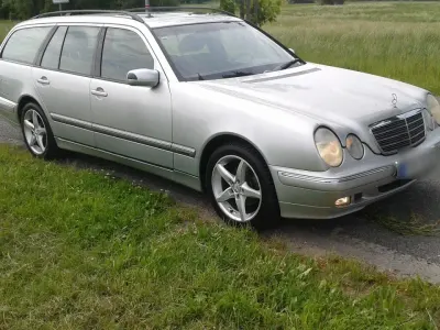 Gebraucht Mercedes E240 177 PS (130 kW) 2000 Silber Kombi
