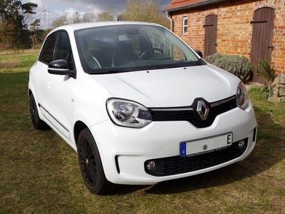 Gebraucht Renault Twingo Urban Night 60 kW (82 PS) 2022 Weiß Kleinwagen