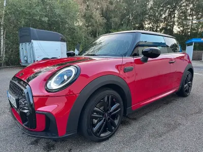 Gebraucht Mini John Cooper Works 136 PS (100 kW) 2023 Rot Kleinwagen