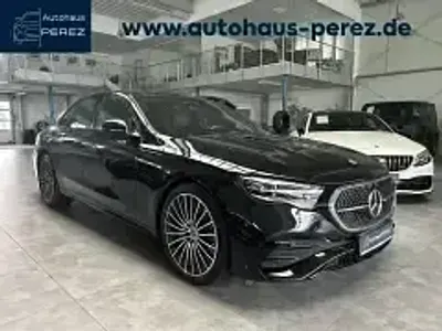 Gebraucht Mercedes E200 Advanced Plus 204 PS (150 kW) 2024 Obsidianschwarz metallic Limousine