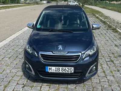 Gebraucht Peugeot 108 Allure 82 PS (60 kW) 2018 Blau Limousine