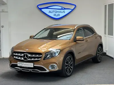 Gebraucht Mercedes GLA200 156 PS (114 kW) 2016 Gelb SUV