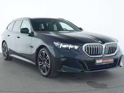 Gebraucht BMW 520 M Sport 190 PS (139 kW) 2025 Schwarz Kombi