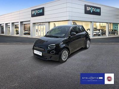 Neu Fiat 500e Red 69 kW (95 PS) 2025 Schwarz Limousine