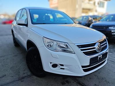 Używany VW Tiguan Trendline 140 KM (102 kW) 2011 Biały SUV