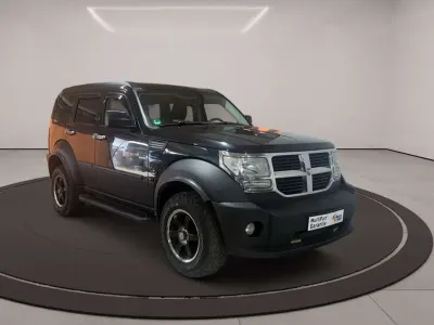 Gebraucht Dodge Nitro SXT 177 PS (130 kW) 2010 Schwarz SUV