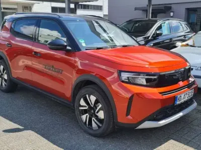 Usata Opel Frontera 83 kW (113 CV) 2025 Arancione SUV