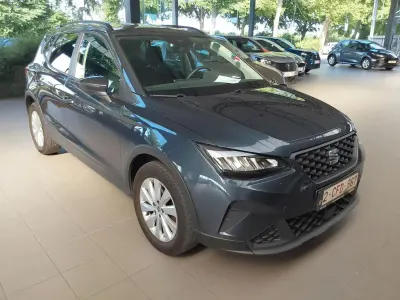 Gebraucht Seat Arona 95 PS (69 kW) 2023 Grau (antraciet metallic) SUV