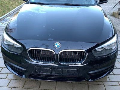 Gebraucht BMW 116 109 PS (80 kW) 2016 Schwarz Kleinwagen