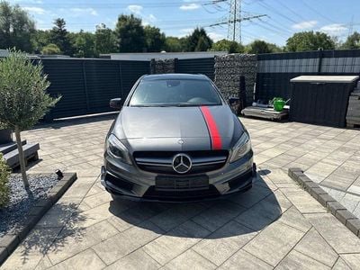 Mercedes A45 AMG