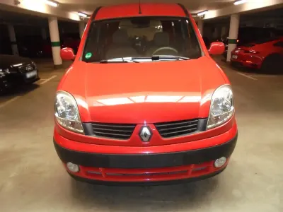 Gebraucht Renault Kangoo 95 PS (69 kW) 2008 Rot Van / Kleinbus