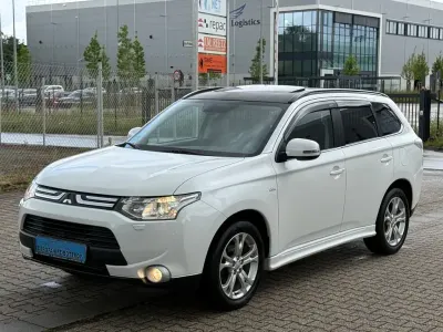 Gebraucht Mitsubishi Outlander Instyle 150 PS (110 kW) 2013 Weiß SUV