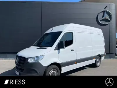 Gebraucht Mercedes Sprinter 150 PS (110 kW) 2026 Arktikweiß Van