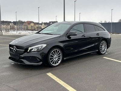 Schwarz Gebraucht 2018 Mercedes CLA220 Shooting Brake AMG Kombi | 22.789 € (Guter Preis)