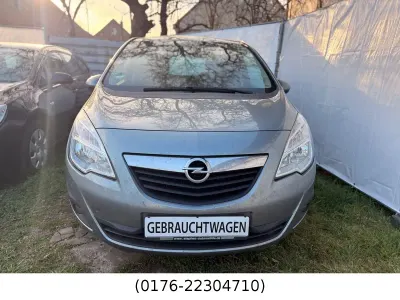 Gebraucht Opel Meriva Design Edition 140 PS (102 kW) 2011 Silber Van / Kleinbus