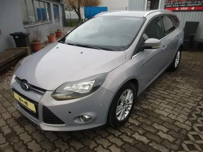 Gebraucht Ford Focus 150 PS (110 kW) 2013 Blau Kombi