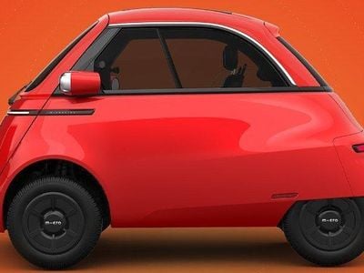 Novo Micro Microlino L7e 11 kW (16 HP) 2025 Vermelho Citadino