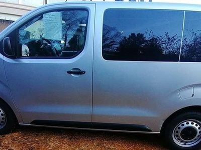 Gebraucht Peugeot Traveller Allure 116 PS (85 kW) 2017 Van / Kleinbus