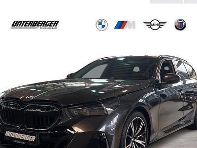 Neu BMW 540 Comfort Edition 303 PS (222 kW) 2025 Grau Kombi