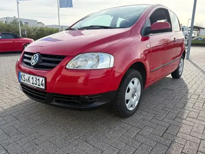 Używany VW Fox 54 KM (39 kW) 2007 Czerwony Hatchback
